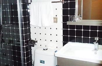 Shanghai Haiqi Holiday Hotel Wusi Extérieur photo